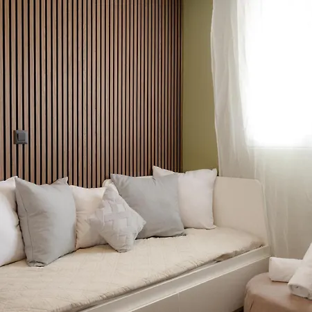 El Koulador House شقة *